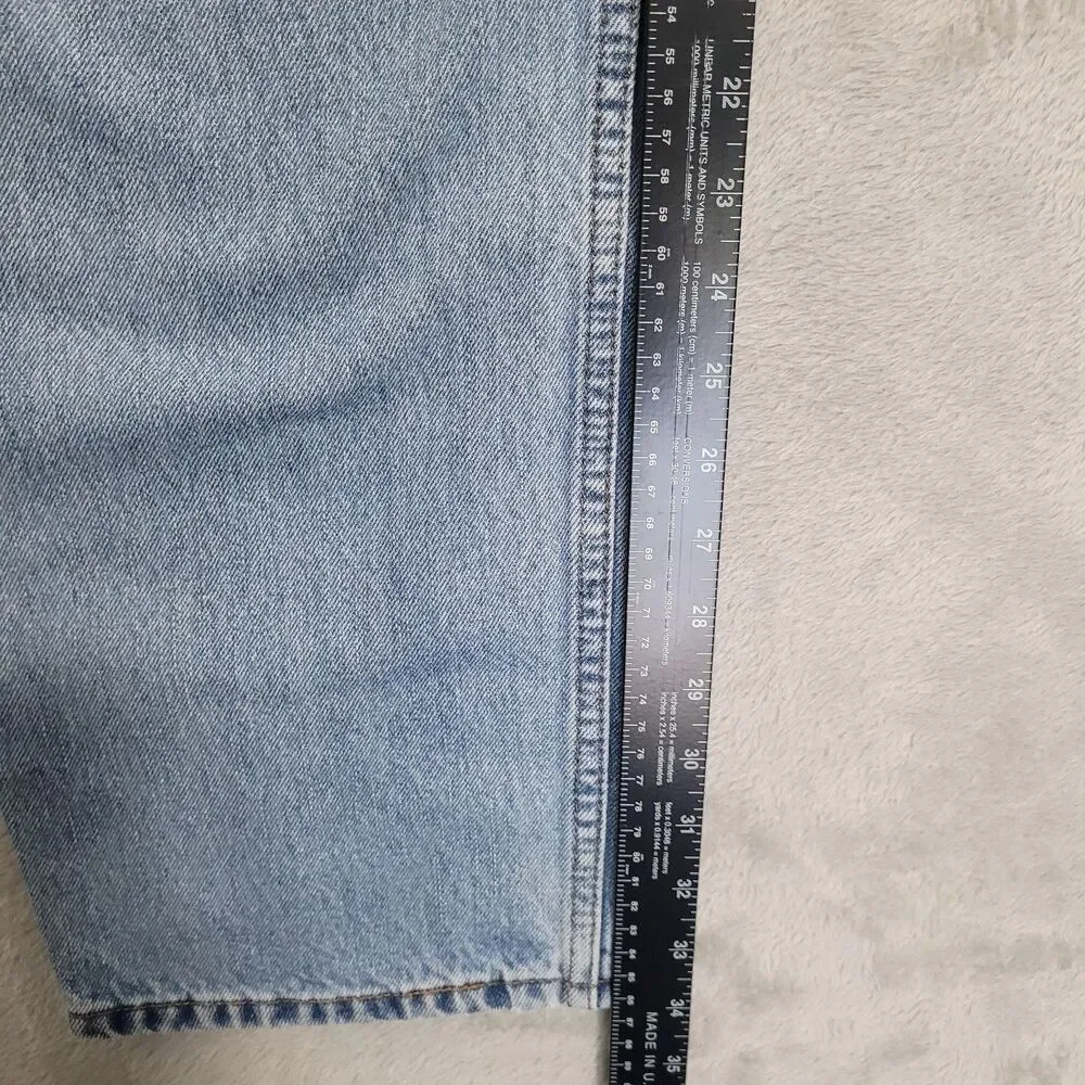 Levi's 550 Jeans Mens 36x34 Blue Light Wash Relaxed Tapered Zip Fly Denim Cotton